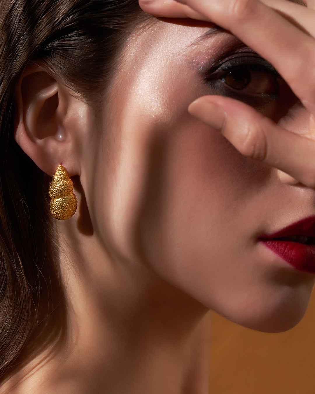 REGAL RADIANCE EARRINGS | 18K GOLD PLATED