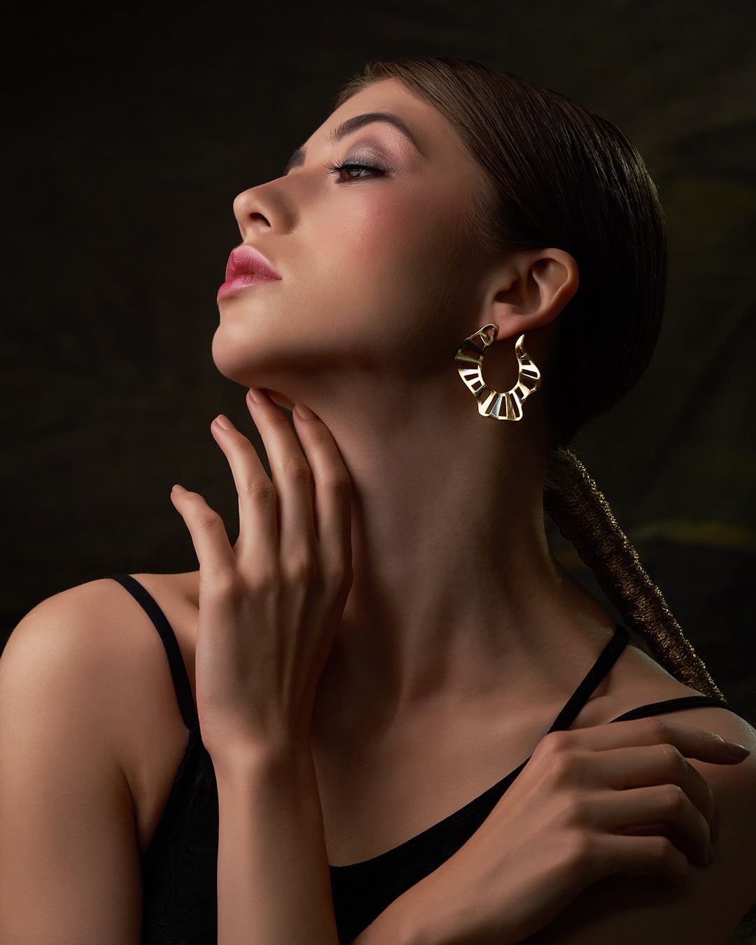 WHIRLWIND WHISPERS EARRING | 18K GOLD PLATED