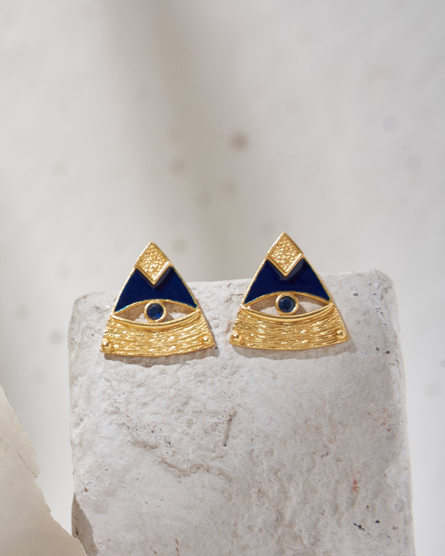 SERENITY EYES | 18k GOLD PLATED EARRING