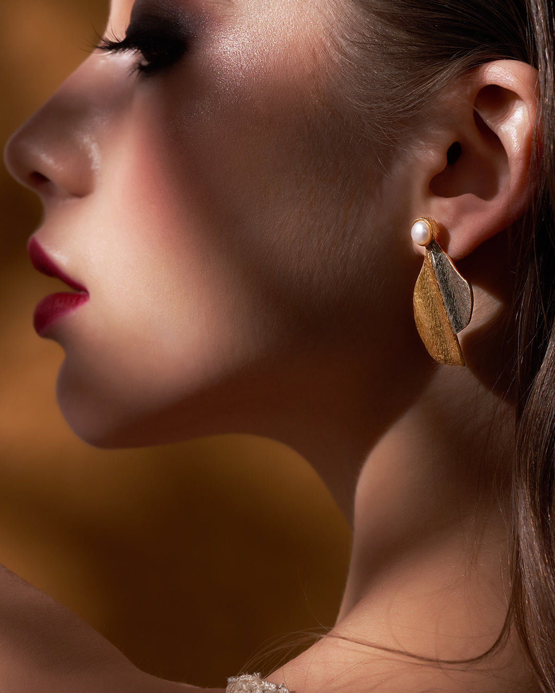 TIMELESS TEARDROPS | 18k GOLD PLATED EARRING